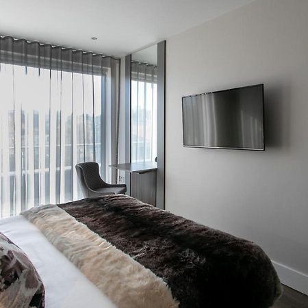 Custom House Apartments Ньюри Экстерьер фото